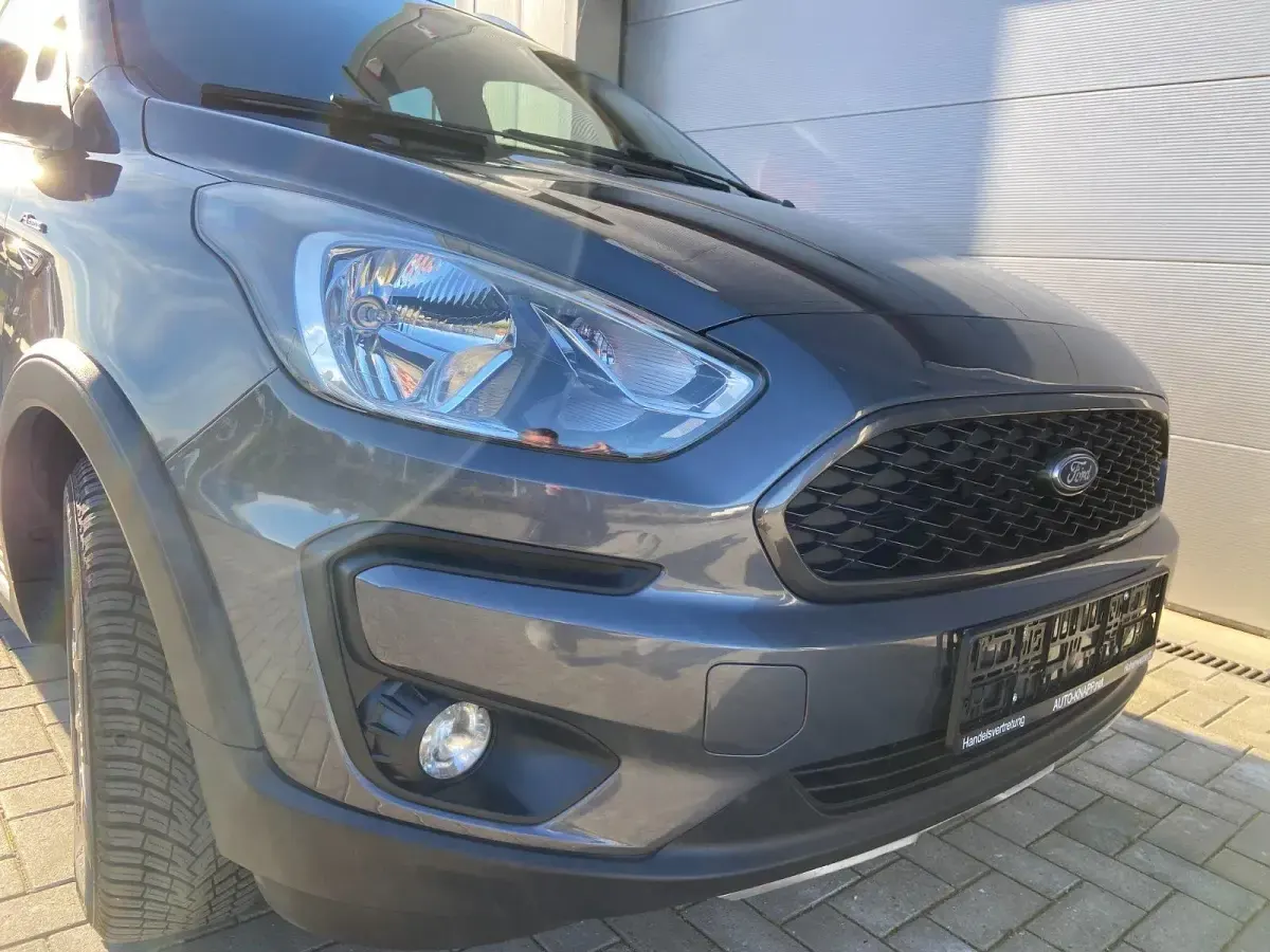 Gebraucht Ford Ka Plus Active 96 PS (70 kW) 2018 Grau Kleinwagen