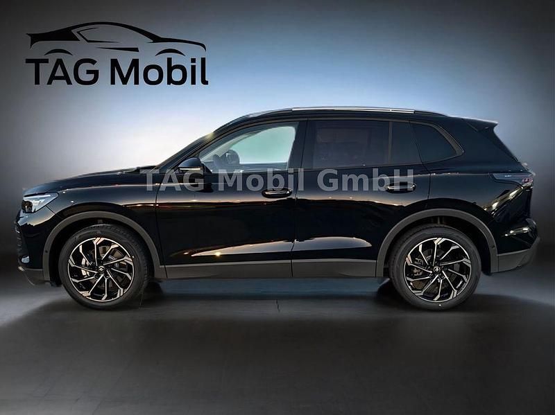 Neu VW Tiguan Pro 150 PS (110 kW) 2025 Schwarz SUV
