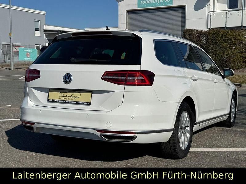 Gebraucht VW Passat Highline 190 PS (139 kW) 2018 Weiß Kombi