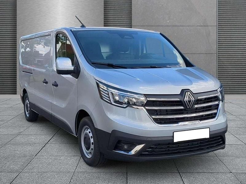 Highlandgrau Neu 2025 Renault Trafic Van / Kleinbus | 37.890 € (Superpreis) - Bild 1/4