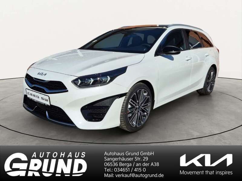 (hw2) deluxeweiß met. Neu 2025 Kia Ceed Sportswagon GT-Line Kombi | 32.990 € (Teuer) - Bild 1/4