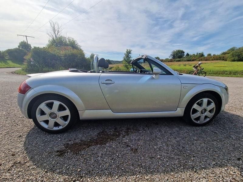 Silber Gebraucht 2000 Audi TT Roadster Sport Cabrio | 5.700 € (Guter Preis) - Bild 1/4