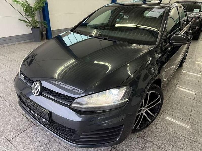 Grau Gebraucht 2014 VW Golf VII GTD Limousine | 13.970 € (Fairer Preis) - Bild 1/4