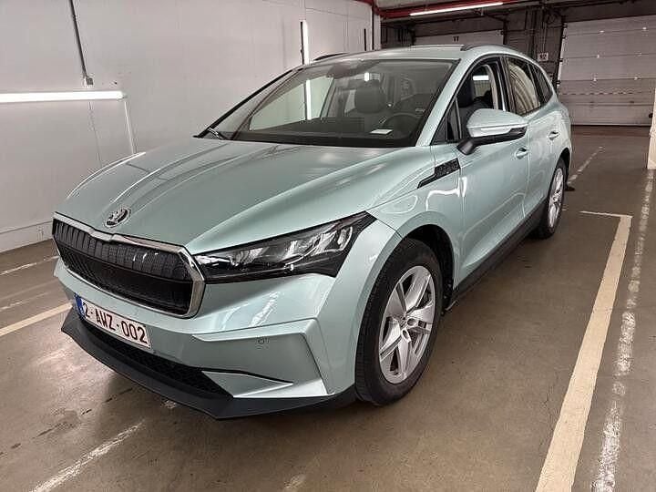 Grau Gebraucht 2021 Skoda Enyaq iV SUV | 19.873 € (Superpreis) - Bild 1/4