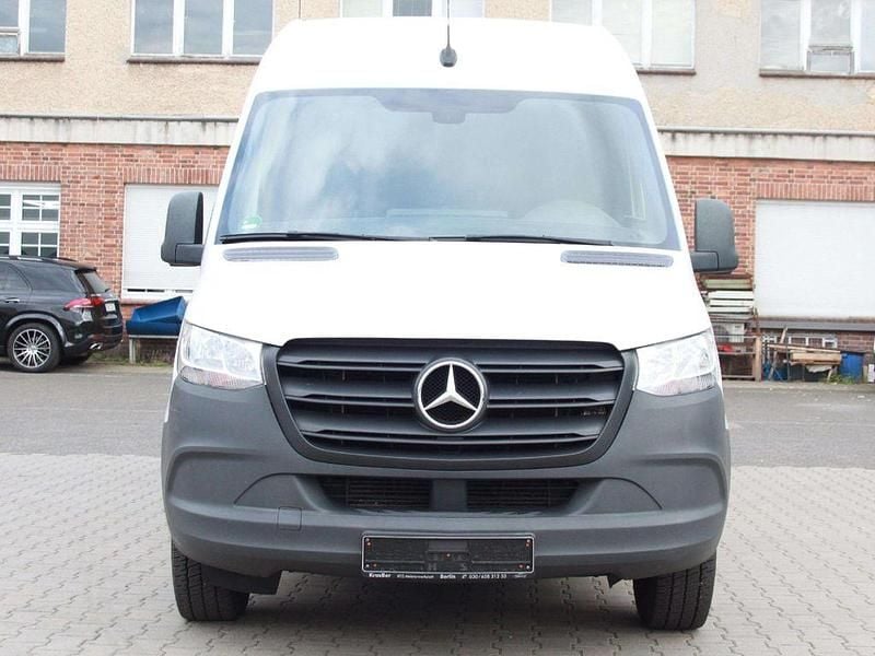 Gebraucht Mercedes Sprinter 163 PS (119 kW) 2021 Weiß Van