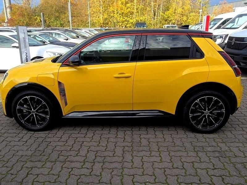 Neu Renault 5 E-Tech Iconic 77 kW (106 PS) 2026 Pop yellow, dach blackpe Kleinwagen