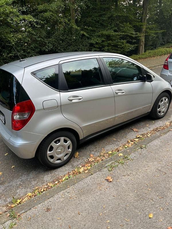Silber Gebraucht 2008 Mercedes A170 Kleinwagen | 2.999 € (Guter Preis) - Bild 1/4