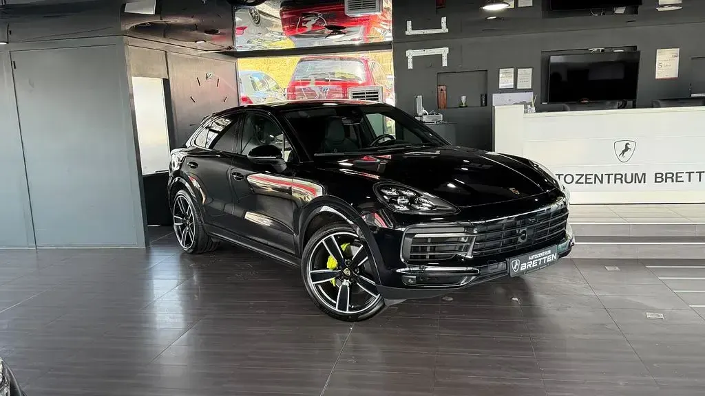 Gebraucht Porsche Cayenne Sport 462 PS (339 kW) 2020 Tiefschwarz SUV