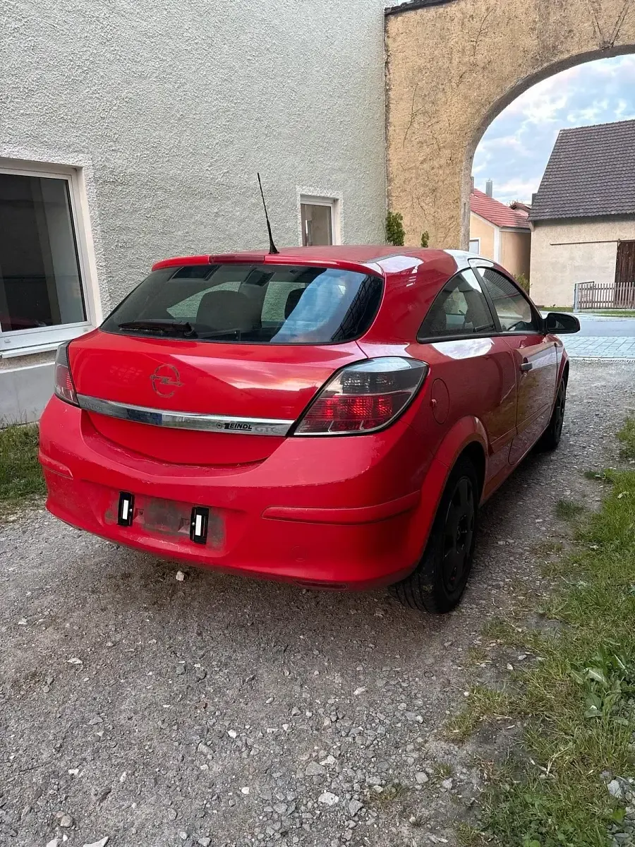 Gebraucht Opel Astra GTC 90 PS (66 kW) 2006 Rot Coupé