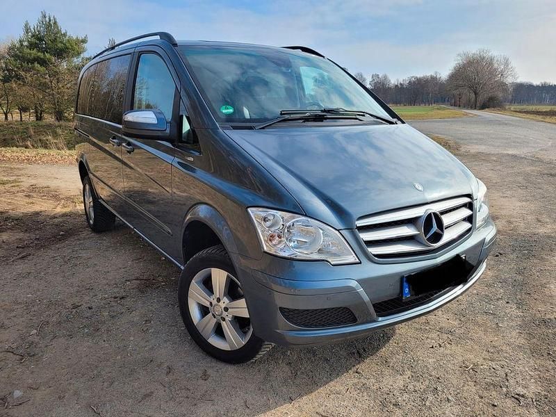 Gebraucht Mercedes Viano 163 PS (119 kW) 2012 Grau Van / Kleinbus