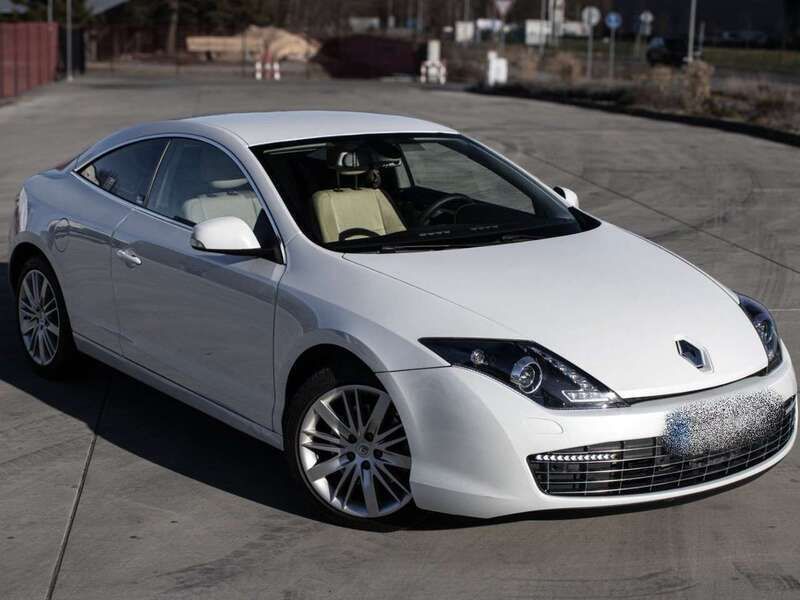 Weiß Gebraucht 2013 Renault Laguna Coupé Coupé | 13.000 € - Bild 1/4