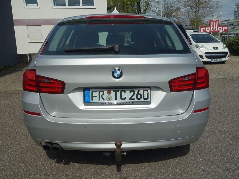 Gebraucht BMW 520 184 PS (135 kW) 2012 Silber Kombi