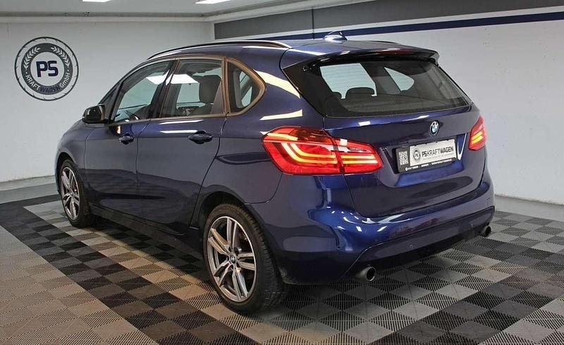 Gebraucht BMW 220 192 PS (141 kW) 2015 Mediterranblau metallic Van / Kleinbus