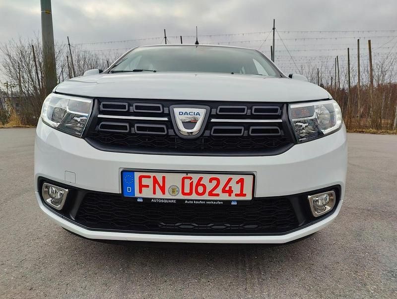 Gebraucht Dacia Sandero Comfort 73 PS (53 kW) 2020 Weiß Limousine