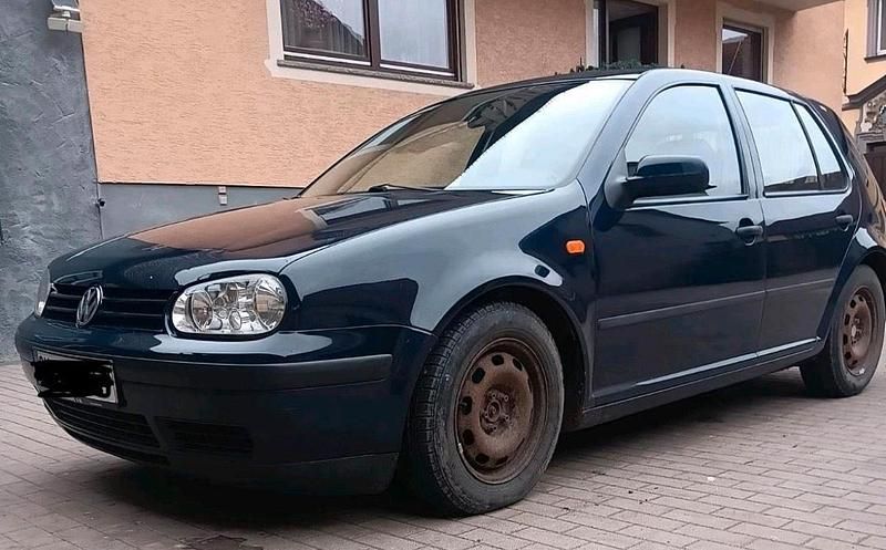Gebraucht VW Golf IV 75 PS (55 kW) 1999 Blau Kleinwagen