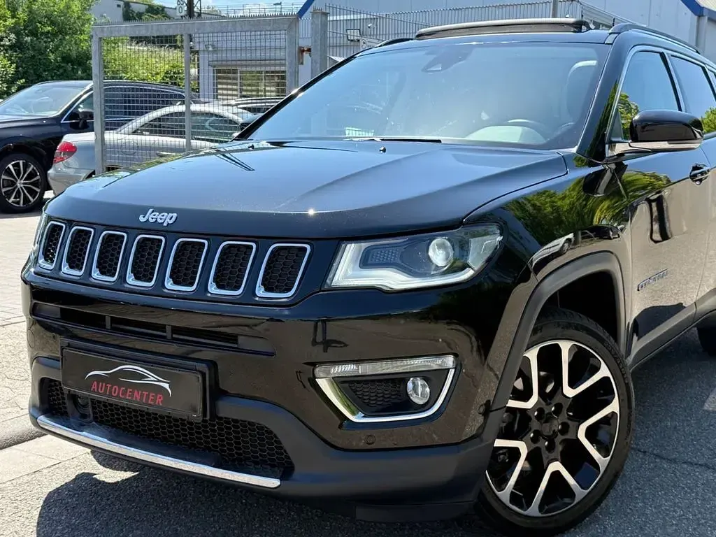Gebraucht Jeep Compass Limited 140 PS (102 kW) 2020 Schwarz SUV