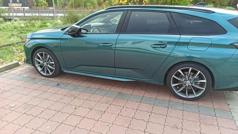 Gebraucht Peugeot 308 SW GT 224 PS (164 kW) 2022 Grün Kombi