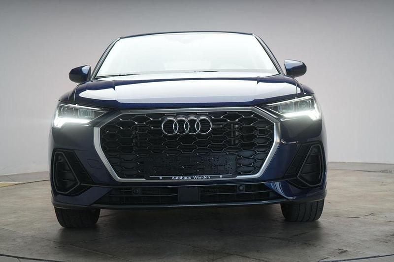 Gebraucht Audi Q3 Sportback Performance 150 PS (110 kW) 2023 Navarra blue SUV