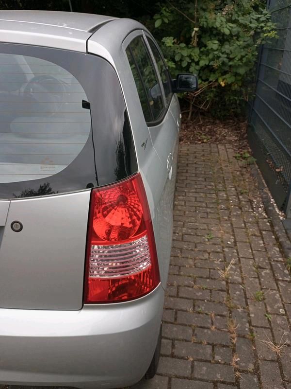 Gebraucht Kia Picanto 65 PS (47 kW) 2007 Silber Kleinwagen