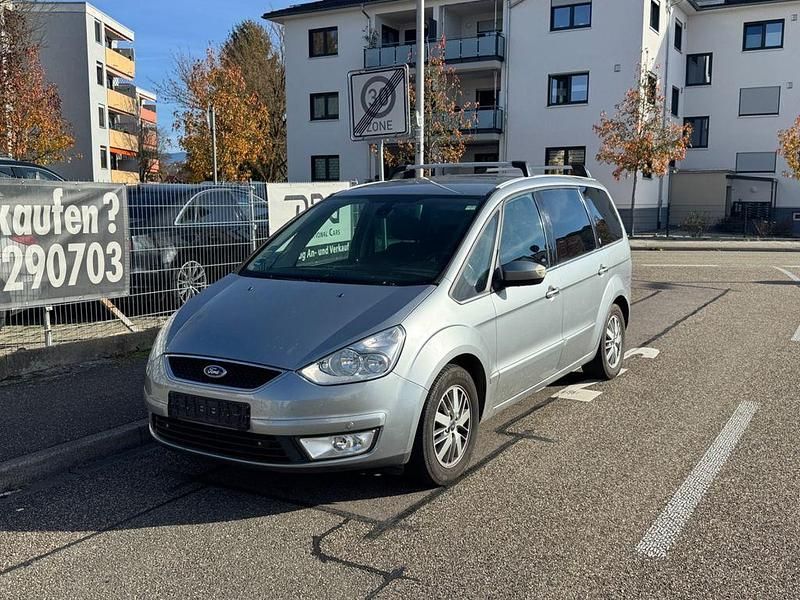 Gebraucht Ford Galaxy Ghia 140 PS (102 kW) 2007 Silber Van / Kleinbus