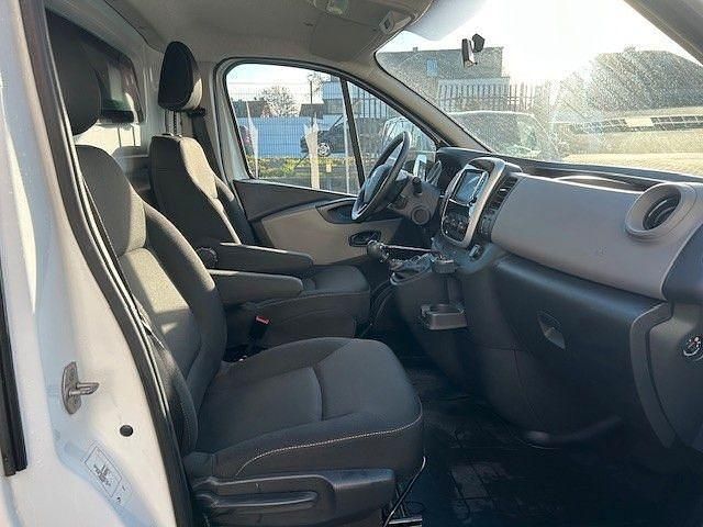 Gebraucht Renault Trafic Komfort 120 PS (88 kW) 2018 Weiß Van / Kleinbus