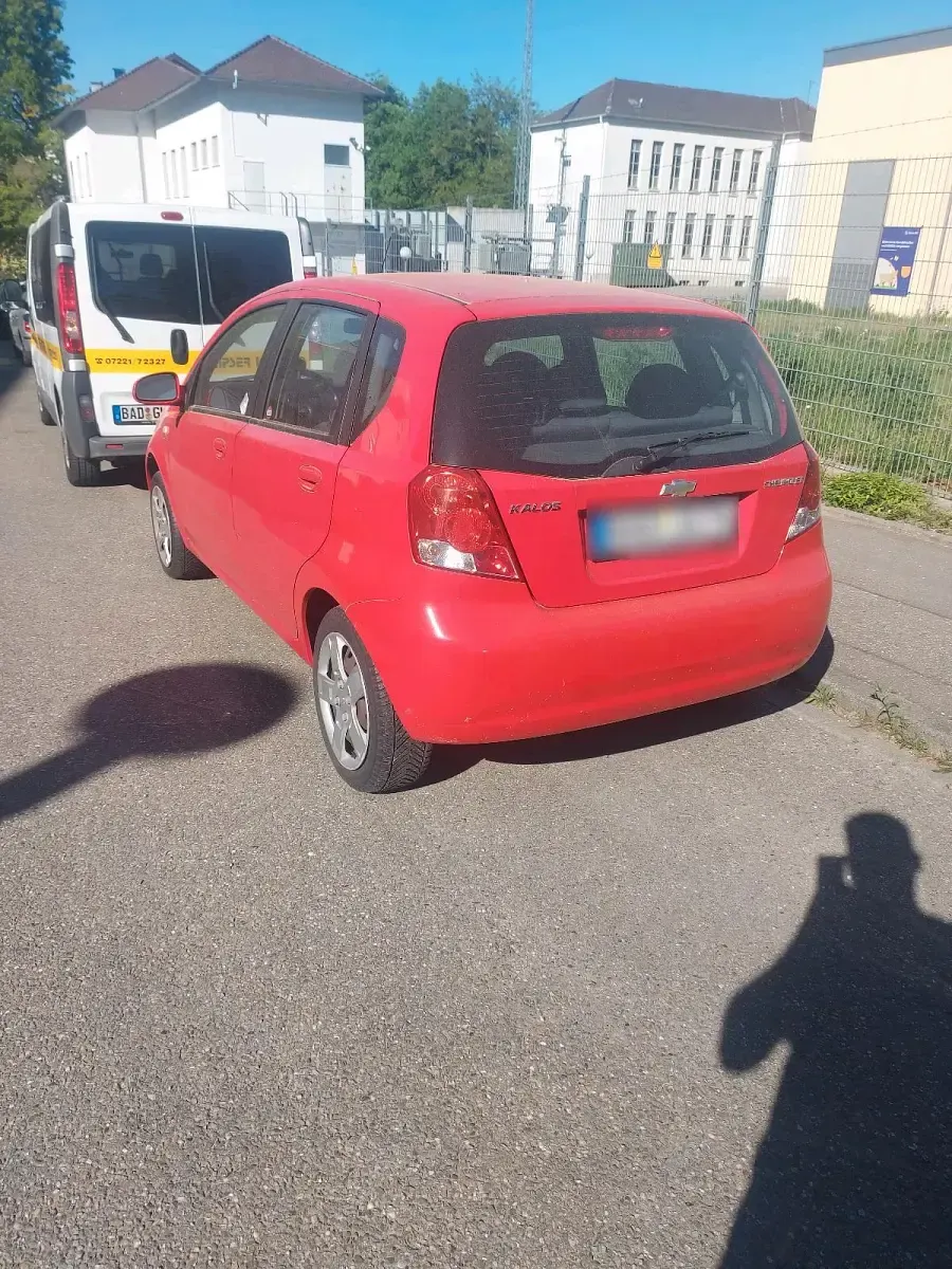 Second-hand Chevrolet Kalos 69 CP (50 kW) 2007 Roșu Hatchback