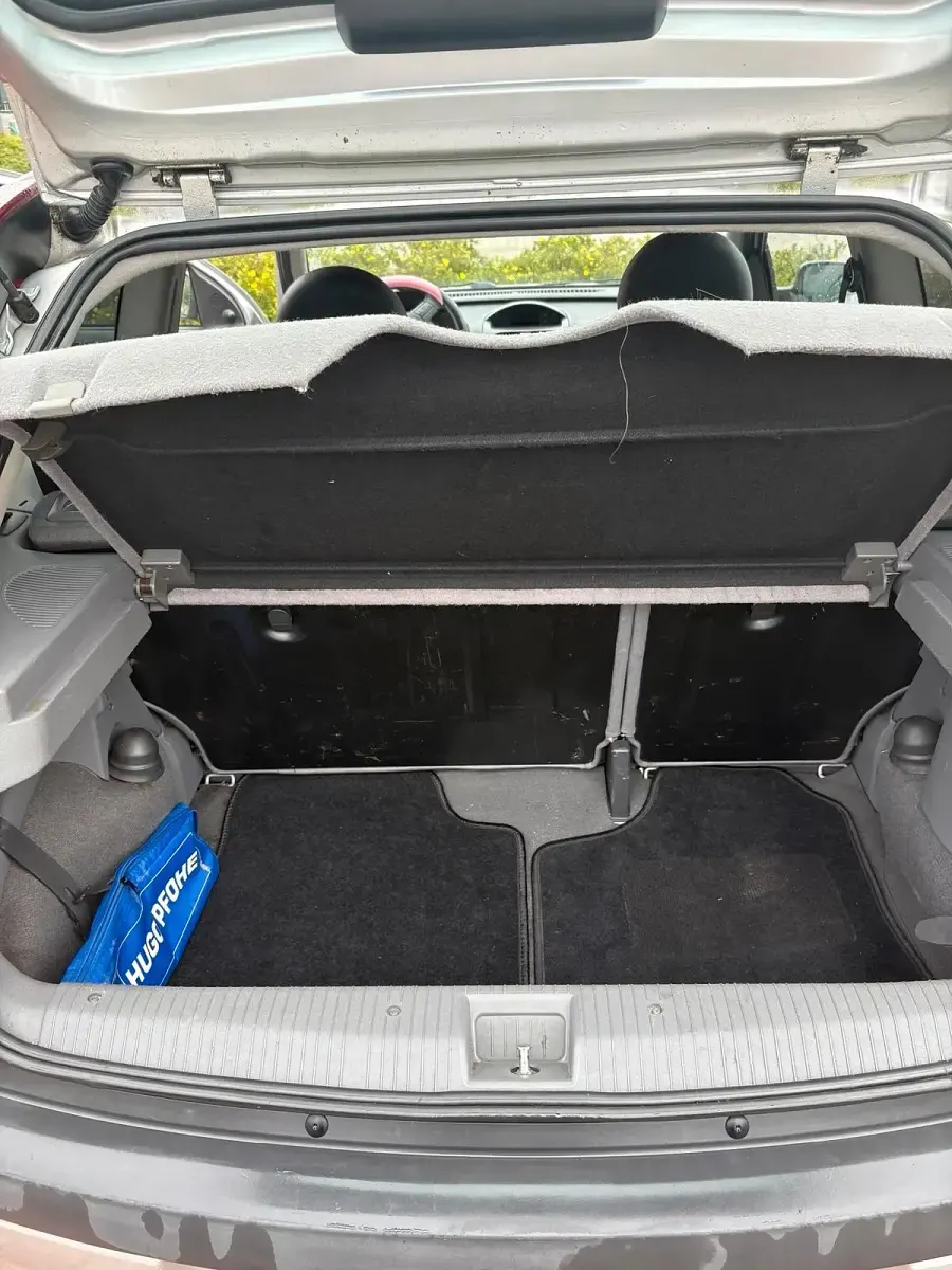 Gebraucht Opel Corsa 58 PS (42 kW) 2001 Silber Kleinwagen