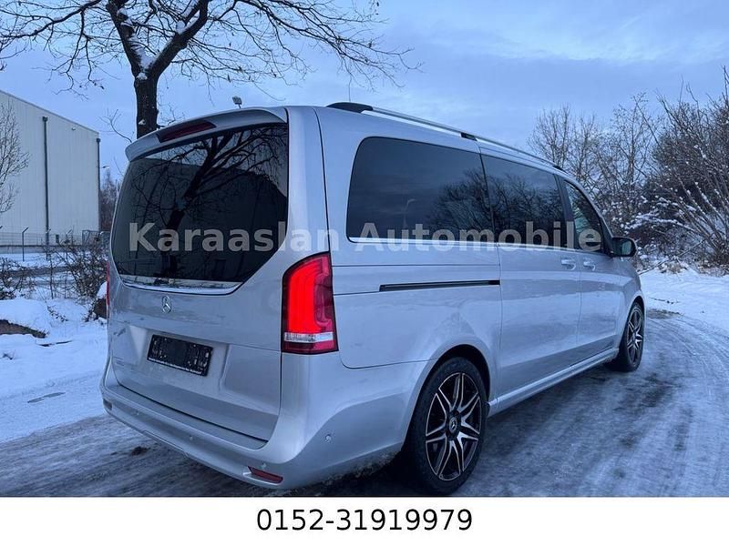 Gebraucht Mercedes V300 AMG 237 PS (174 kW) 2021 Silber Van / Kleinbus