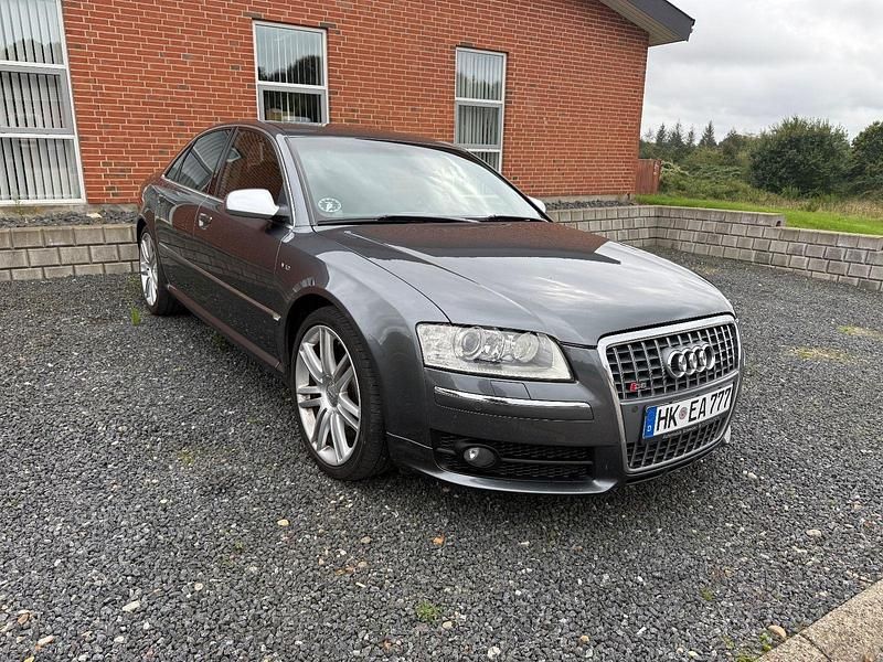 Gebraucht Audi S8 Sport 450 PS (330 kW) 2007 Grau Limousine