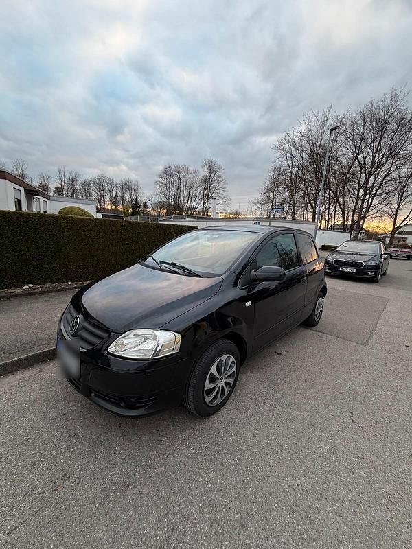 Gebraucht VW Fox 55 PS (40 kW) 2007 Schwarz Kleinwagen