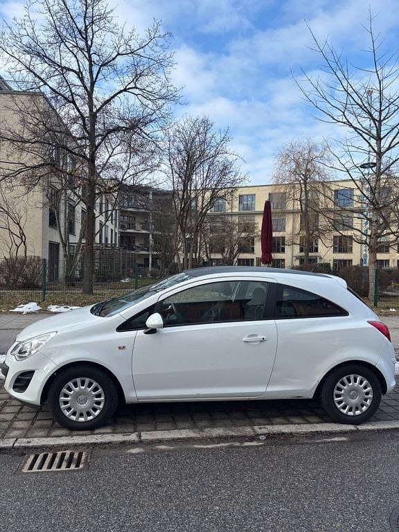 Gebraucht Opel Corsa 69 PS (50 kW) 2012 Weiß Kleinwagen