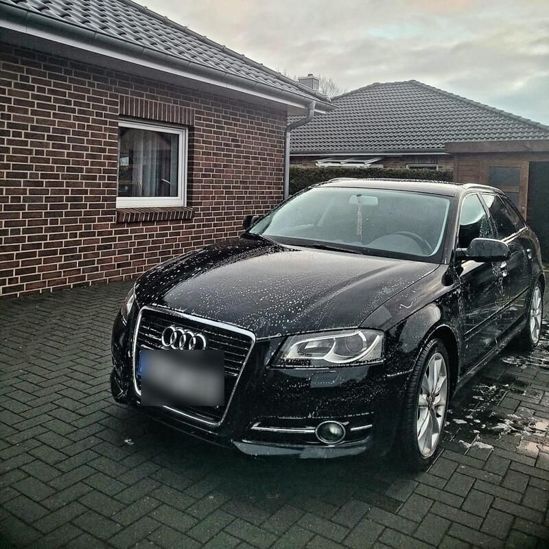 Schwarz Gebraucht 2011 Audi A3 Sportback Kombi | 7.000 € (Fairer Preis) - Bild 1/4