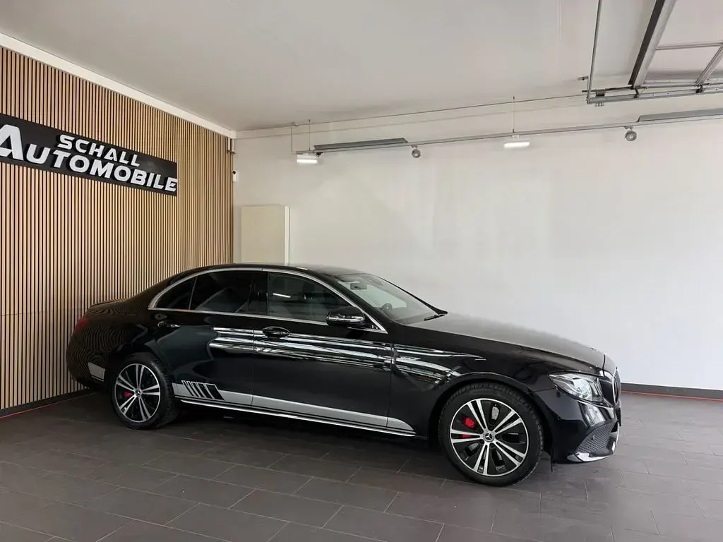 Gebraucht Mercedes E450 367 PS (269 kW) 2019 Obsidianschwarz Limousine