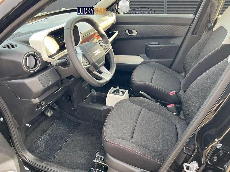 Neu Dacia Spring Expression 47 kW (65 PS) 2025 Astralschwarz Kleinwagen