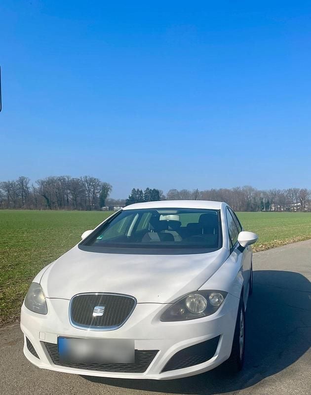 Gebraucht Seat Leon 86 PS (63 kW) 2009 Weiß Kleinwagen
