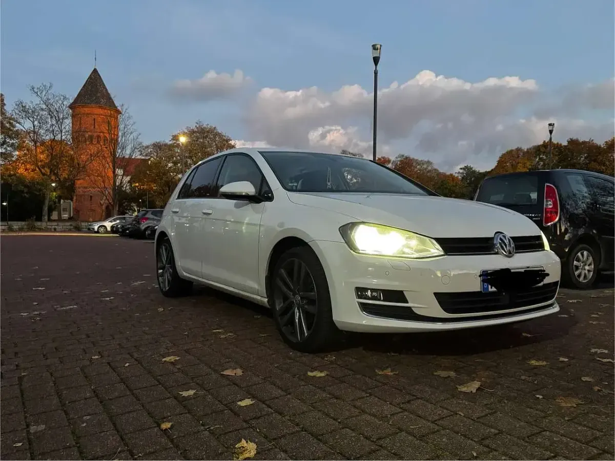 Gebraucht VW Golf VII Allstar 110 PS (80 kW) 2016 Limousine