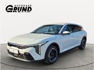 Neu Kia K4 Spirit 150 PS (110 kW) 2026 Weiß (schneeweiss) Limousine