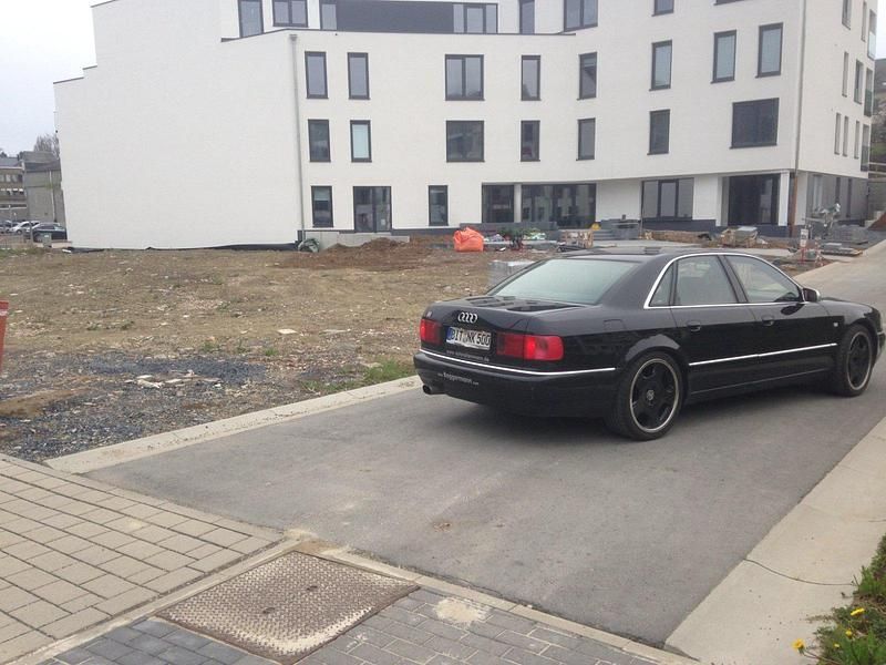 Gebraucht Audi S8 Sport 363 PS (266 kW) 2000 Schwarz Limousine