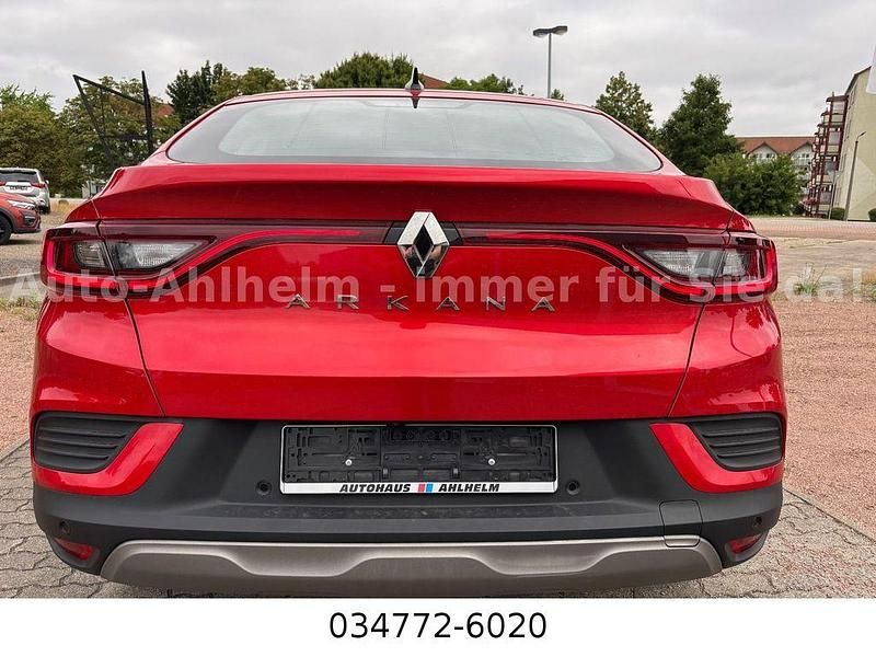 Gebraucht Renault Arkana Zen 140 PS (102 kW) 2021 Rot SUV