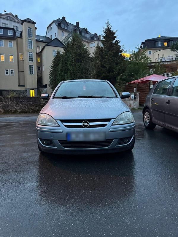 Silber Gebraucht 2006 Opel Corsa Edition Limousine | 900 € (Fairer Preis) - Bild 1/4