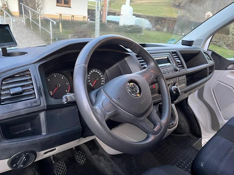Gebraucht VW T6 150 PS (110 kW) 2018 Weiß Van