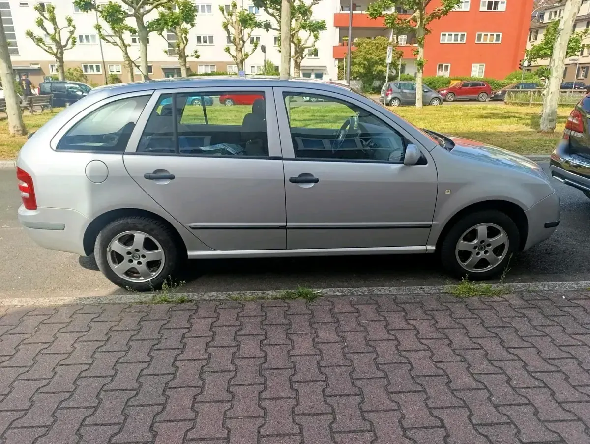 Gebraucht Skoda Fabia 75 PS (55 kW) 2002 Silber Kombi