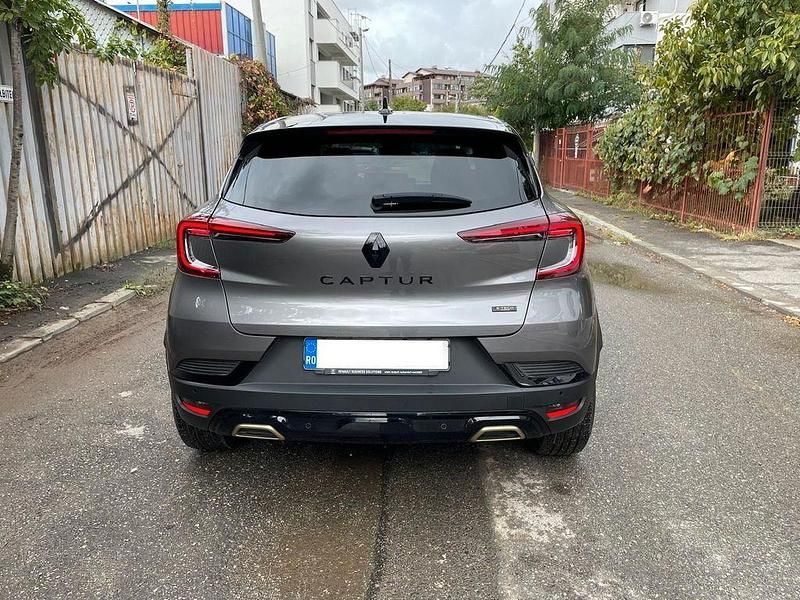 Gebraucht Renault Captur Engineered 145 PS (106 kW) 2023 Grau SUV