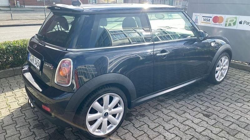Usata Mini Cooper S 174 CV (127 kW) 2007 Nero Utilitaria