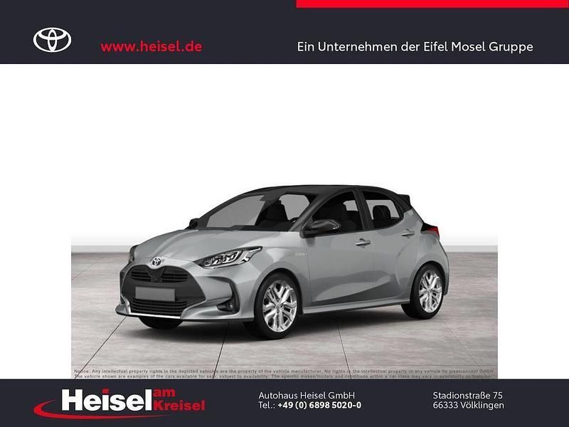 Silber Neu 2024 Toyota Yaris Hybrid Style Limousine | 26.960 € (Guter Preis) - Bild 1/4