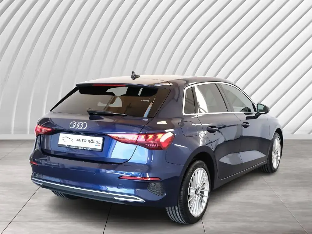 Gebraucht Audi A3 Advanced 150 PS (110 kW) 2023 Blau Limousine