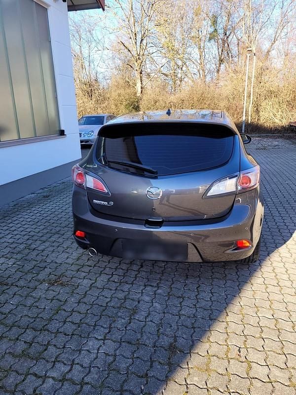 Second-hand Mazda 3 150 CP (110 kW) 2013 Argintiu Berlinǎ