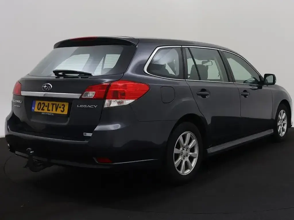 Second-hand Subaru Legacy 150 CP (110 kW) 2010 Gri Break