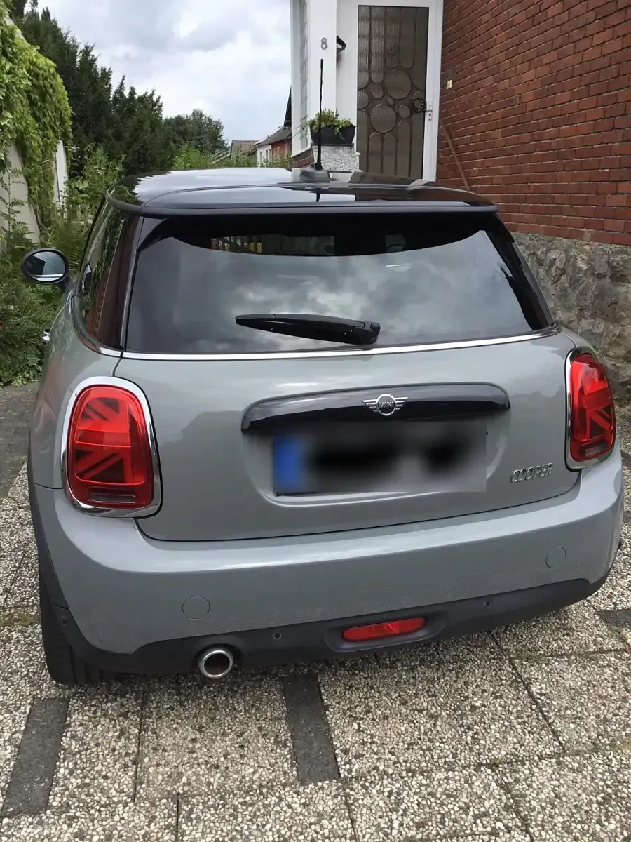 Gebraucht Mini Cooper 136 PS (100 kW) 2019 Grau Kleinwagen