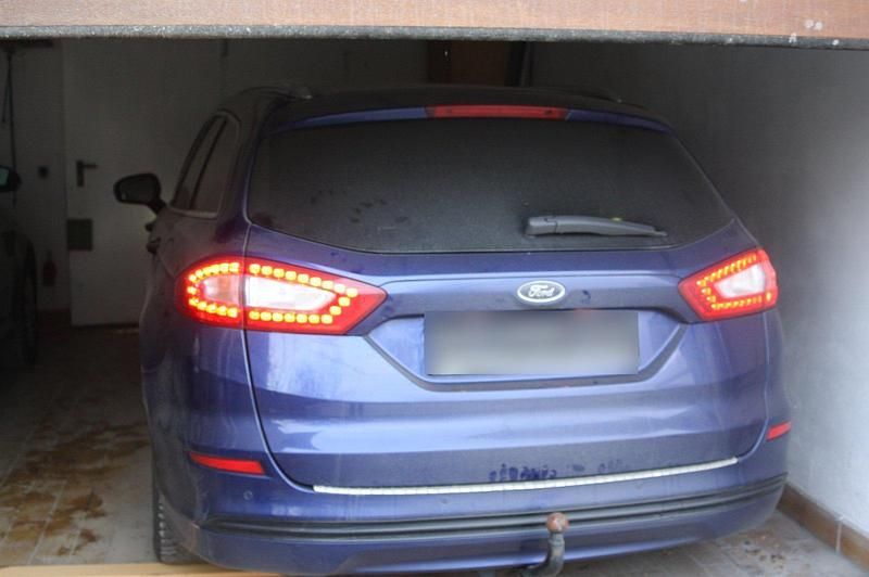 Gebraucht Ford Mondeo 150 PS (110 kW) 2015 Blau Kombi